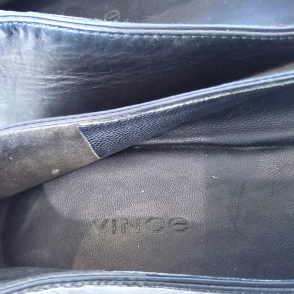Vince Dillon slip on black flats Size 11